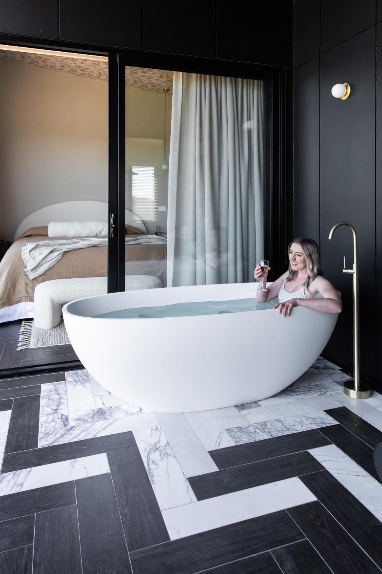 Wherewithal Luxury Suites Carlton Extérieur photo